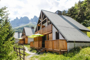 Отель Les chalets de Pré Clos en Vercors  Сент-Андеоль